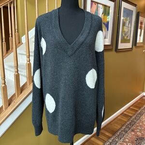 Madewell Grey & Cream Polka Dot V-neck Sweater
